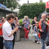 Aalten, FNV, bloemenvouwers, gemeentekantoor, 1 juni 2016 063.jpg